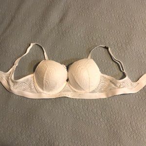 Victoria’s Secret Bra 38B